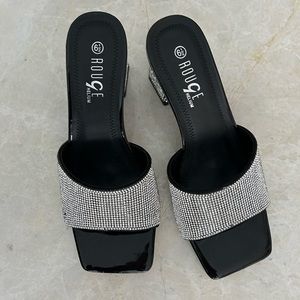 Never worn Rouge slip-on star studded shoes size 6.5